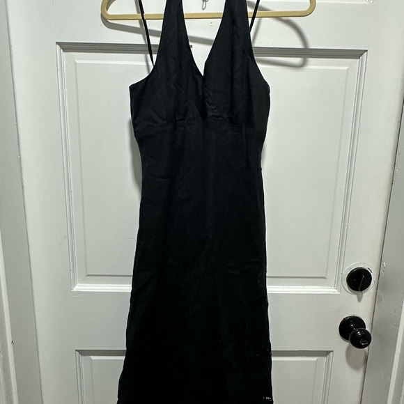 Y2K Black 100% Linen Halter Dress Size 6 Ann Taylor Eyelet Whimsigoth - Picture 2 of 6